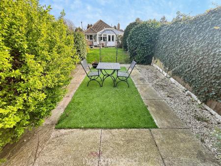 2 bedroom Bungalow for sale in Oakland Avenue, Hatfield, Doncaster, DN7