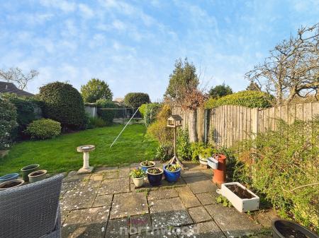 2 bedroom Bungalow for sale in Oakland Avenue, Hatfield, Doncaster, DN7