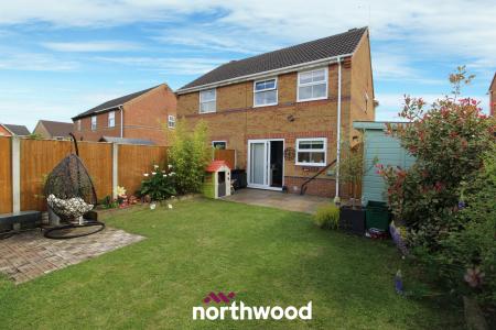 3 bedroom Semi-detached house to let in Monks Close, Dunscroft, Doncaster, DN7