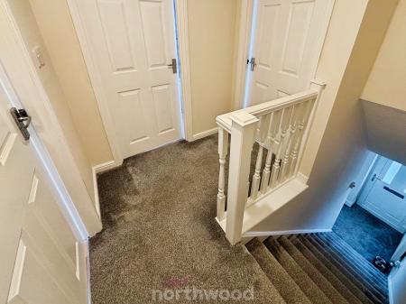 2 bedroom Semi-detached house to let in Stony Close, Stainforth, Doncaster, DN7