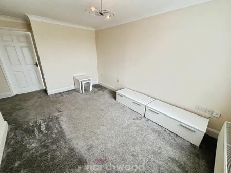 2 bedroom Semi-detached house to let in Stony Close, Stainforth, Doncaster, DN7