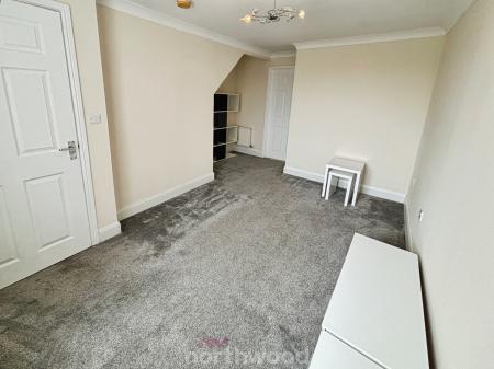 2 bedroom Semi-detached house to let in Stony Close, Stainforth, Doncaster, DN7