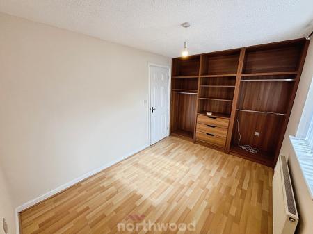 2 bedroom Semi-detached house to let in Stony Close, Stainforth, Doncaster, DN7