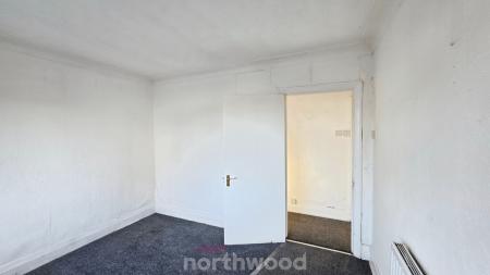 3 bedroom Flat to let in St Helens Road, Doncaster, DN4