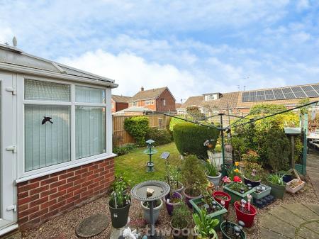 3 bedroom Semi-detached house for sale in Station Road, Hatfield, DN7
