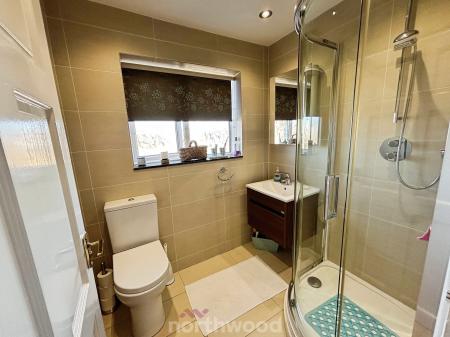 3 bedroom Semi-detached house for sale in Station Road, Hatfield, DN7
