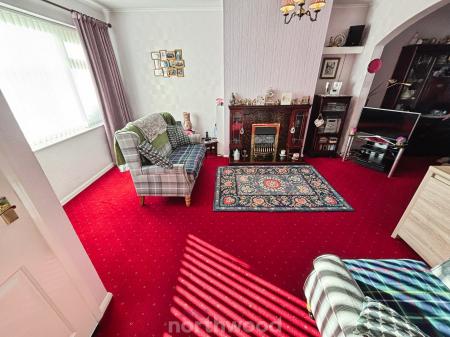 3 bedroom Semi-detached house for sale in Station Road, Hatfield, DN7