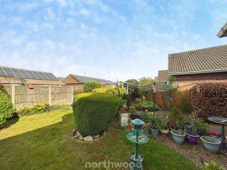 3 bedroom Semi-detached house for sale in Station Road, Hatfield, DN7