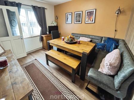 4 bedroom Semi-detached house for sale in Princess Avenue, Stainforth, Doncaster, DN7