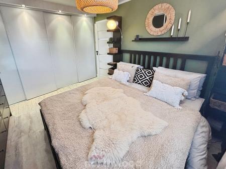 3 bedroom Detached house for sale in Hoddesdon Crescent, Dunscroft, Doncaster, DN7