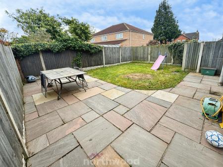 3 bedroom Semi-detached house for sale in St Marys Road, Dunsville, Doncaster, DN7