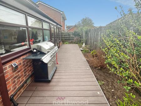 4 bedroom Detached house for sale in Broadwater Drive, Dunscroft, Doncaster, DN7