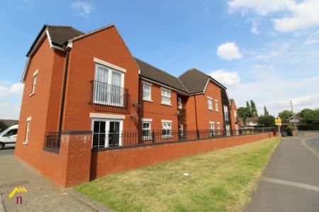 2 bedroom Flat to let in Crookesbroom Lane, Hatfield, Doncaster, DN7