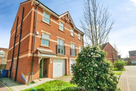 3 bedroom Semi-detached house for sale in Turnberry Mews, Stainforth, Doncaster, DN7