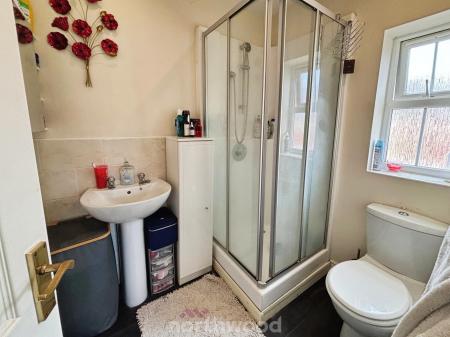 3 bedroom Semi-detached house for sale in Turnberry Mews, Stainforth, Doncaster, DN7