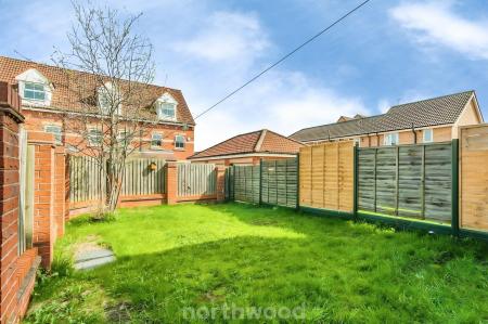 3 bedroom Semi-detached house for sale in Turnberry Mews, Stainforth, Doncaster, DN7