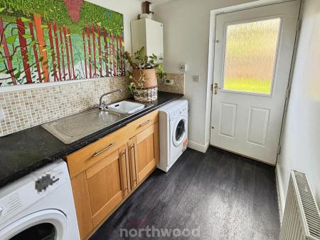 3 bedroom Semi-detached house for sale in Turnberry Mews, Stainforth, Doncaster, DN7