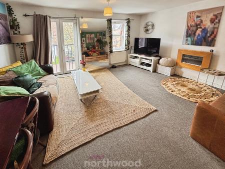 3 bedroom Semi-detached house for sale in Turnberry Mews, Stainforth, Doncaster, DN7