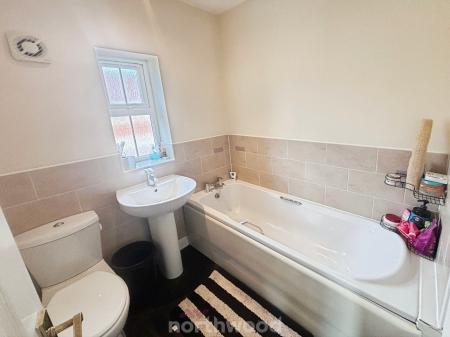 3 bedroom Semi-detached house for sale in Turnberry Mews, Stainforth, Doncaster, DN7