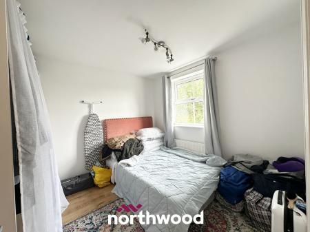 3 bedroom Detached house to let in Monks Close, Dunscroft, Doncaster, DN7