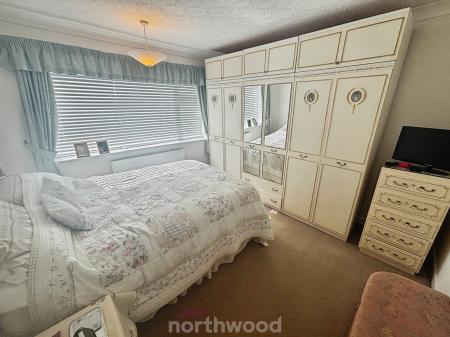 3 bedroom Semi-detached house for sale in Coppice Lane, Hatfield, Doncaster, DN7