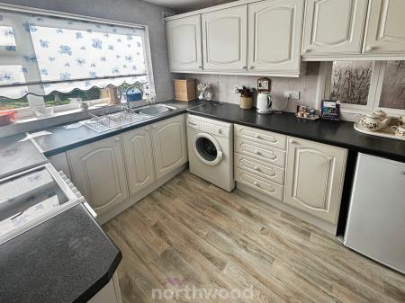 3 bedroom Semi-detached house for sale in Coppice Lane, Hatfield, Doncaster, DN7