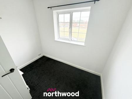 3 bedroom Semi-detached house to let in Ingram Crescent, Dunscroft, Doncaster, DN7