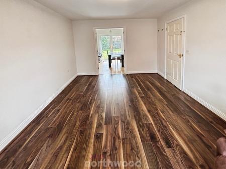 4 bedroom Detached house for sale in Highfield Close, Dunscroft, Doncaster, DN7