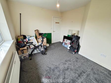 4 bedroom Detached house for sale in Highfield Close, Dunscroft, Doncaster, DN7