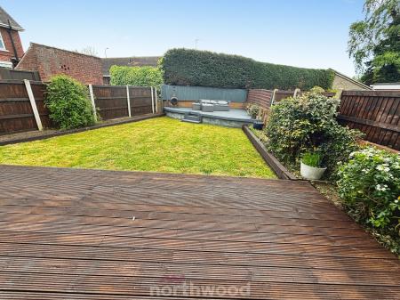 3 bedroom Semi-detached house to let in Coppice Lane, Hatfield, Doncaster, DN7