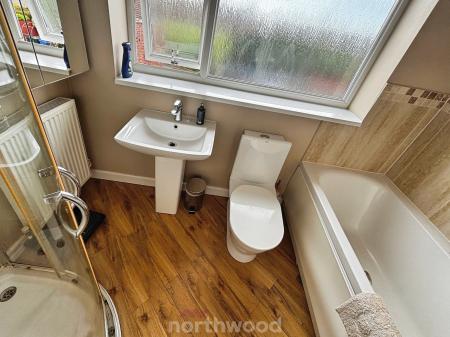 3 bedroom Semi-detached house to let in Coppice Lane, Hatfield, Doncaster, DN7