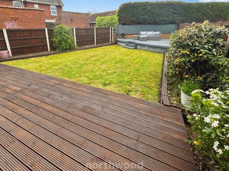 3 bedroom Semi-detached house to let in Coppice Lane, Hatfield, Doncaster, DN7