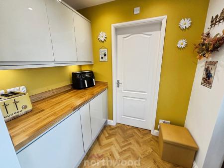 3 bedroom Detached house for sale in Grange Avenue, Doncaster, Doncaster, DN7