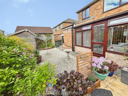 3 bedroom Detached house for sale in Grange Avenue, Doncaster, Doncaster, DN7