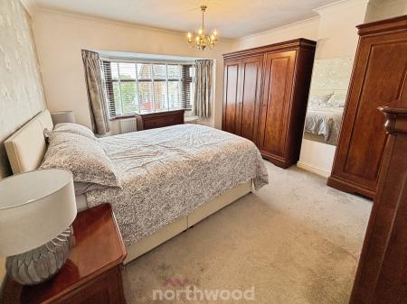3 bedroom Detached house for sale in Grange Avenue, Doncaster, Doncaster, DN7