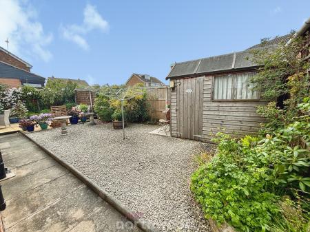 3 bedroom Detached house for sale in Grange Avenue, Doncaster, Doncaster, DN7