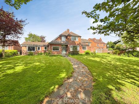 4 bedroom Detached house for sale in Coppice Grove, Hatfield, Doncaster, DN7