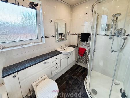 4 bedroom Detached house for sale in Coppice Grove, Hatfield, Doncaster, DN7