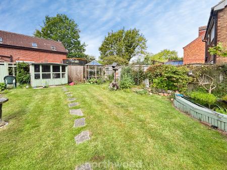 4 bedroom Detached house for sale in Coppice Grove, Hatfield, Doncaster, DN7
