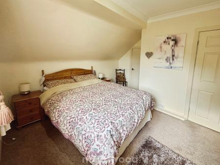 4 bedroom Detached house for sale in Coppice Grove, Hatfield, Doncaster, DN7