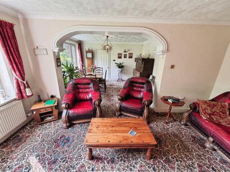 4 bedroom Detached house for sale in Coppice Grove, Hatfield, Doncaster, DN7
