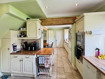 4 bedroom Detached house for sale in Coppice Grove, Hatfield, Doncaster, DN7