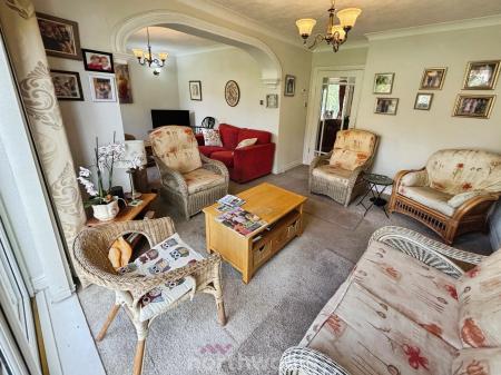 4 bedroom Detached house for sale in Coppice Grove, Hatfield, Doncaster, DN7