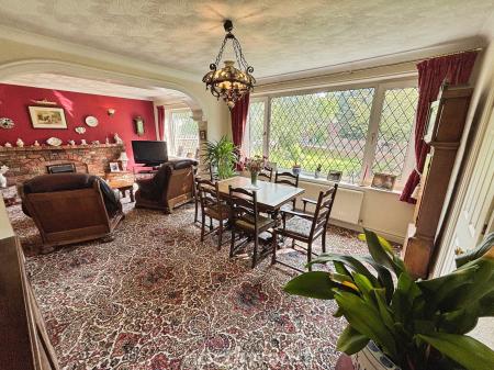 4 bedroom Detached house for sale in Coppice Grove, Hatfield, Doncaster, DN7