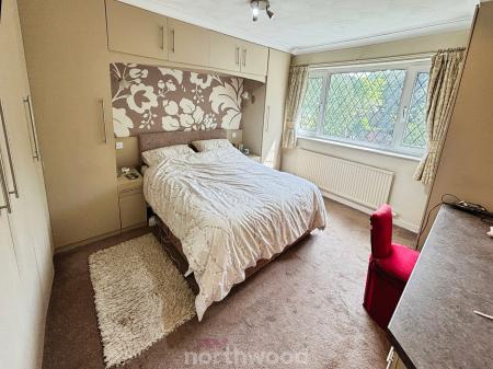 4 bedroom Detached house for sale in Coppice Grove, Hatfield, Doncaster, DN7