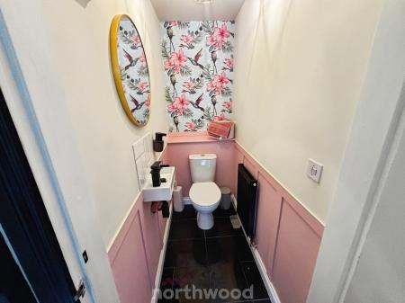 3 bedroom Semi-detached house for sale in Hund Oak Drive, Hatfield, Doncaster, DN7