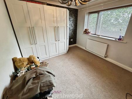 3 bedroom Semi-detached house for sale in Hund Oak Drive, Hatfield, Doncaster, DN7