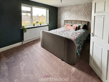 3 bedroom Semi-detached house for sale in St Marys Road, Dunsville, Doncaster, DN7