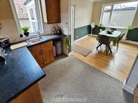 3 bedroom Semi-detached house for sale in St Marys Road, Dunsville, Doncaster, DN7