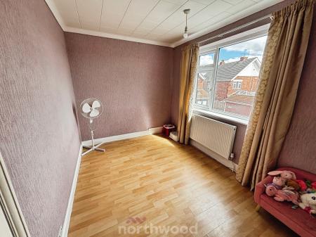 3 bedroom Semi-detached house for sale in St Marys Road, Dunsville, Doncaster, DN7